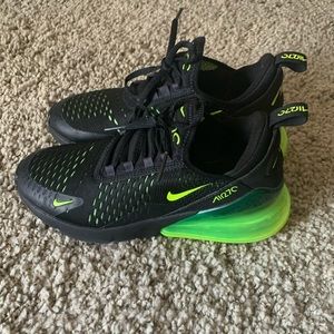 Nike Air Max 270 GS Black Volt